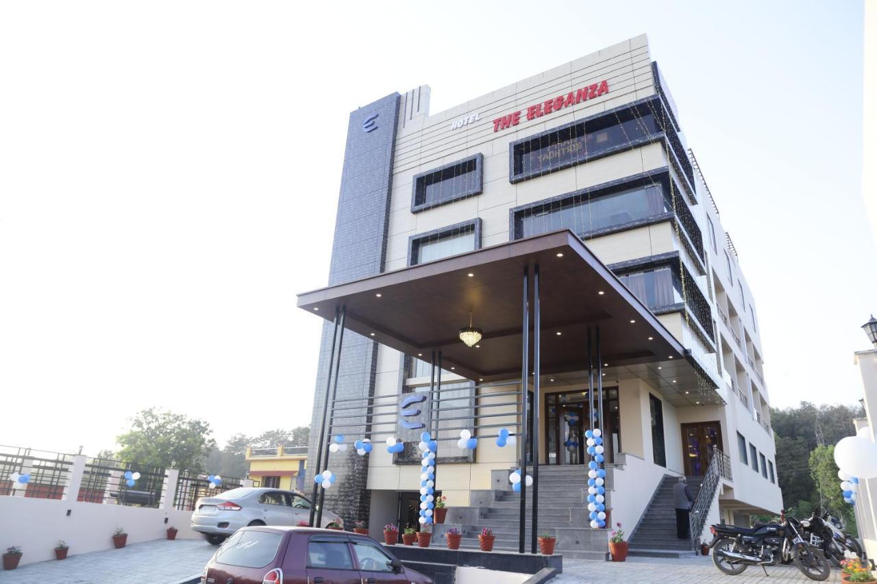 The Eleganza Hotel Jhajra Bagian luar foto